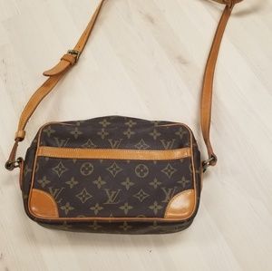 Louis Vuitton small handbag